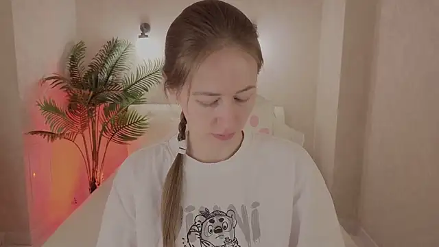 Snapshot of bella_li__ chatting on 27, 3, 2026 bella li online show from 27, 3, 2026