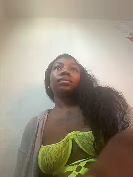 Snapshot of Cocochanel4567 chatting on 12, 6, 2026 Cocochanel4567 online show from 12, 6, 2026