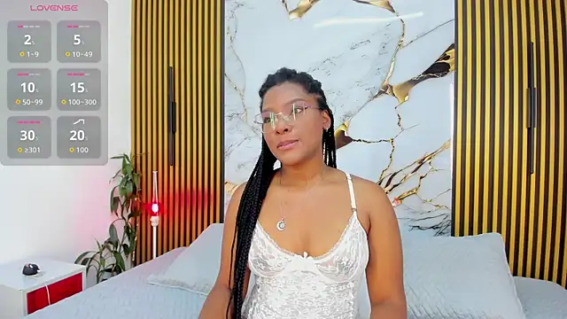 Snapshot of ValeryCortezm chatting on 14, 9, 2025 ValeryCortezm online show from 14, 9, 2025