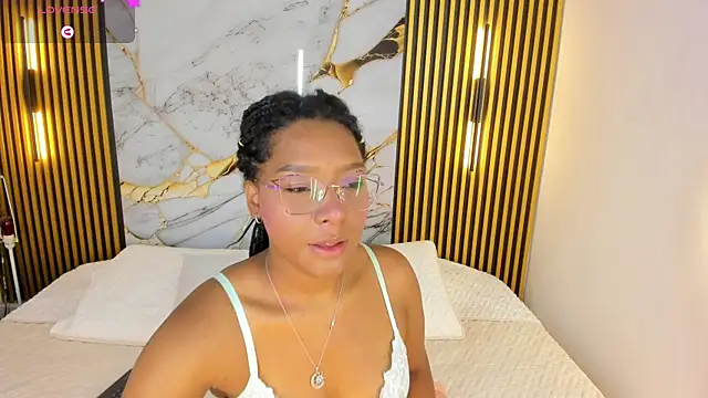 Snapshot of ValeryCortezm chatting on 20, 9, 2025 ValeryCortezm online show from 20, 9, 2025