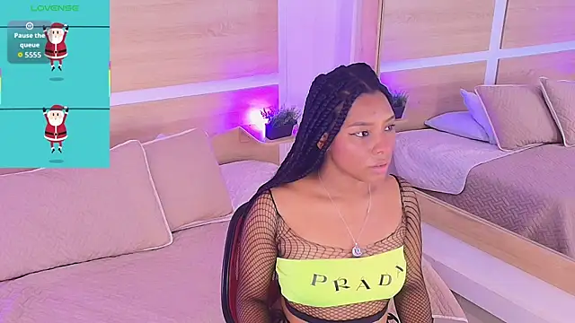 Snapshot of ValeryCortezm chatting on 27, 11, 2025 ValeryCortezm online show from 27, 11, 2025