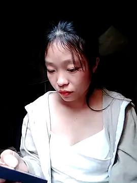 Snapshot of Phuoc_xx chatting on 18, 12, 2025 Phuoc xx online show from 18, 12, 2025
