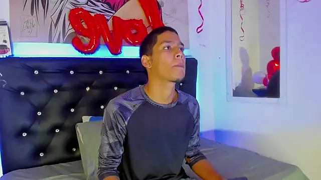 Snapshot of xxKamadevaxx chatting on 21, 9, 2025 xxKamadevaxx online show from 21, 9, 2025