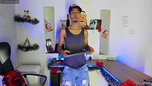 Snapshot of xxKamadevaxx chatting on 2, 12, 2025 xxKamadevaxx online show from 2, 12, 2025