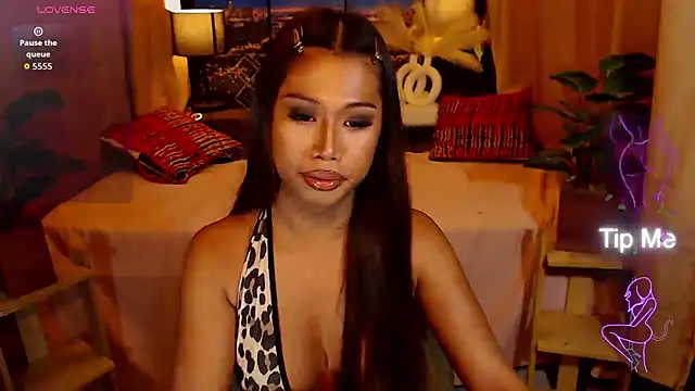 Snapshot of XGoddessOfSatisfactionxX chatting on 5, 7, 2026 XGoddessOfSatisfactionxX online show from 5, 7, 2026