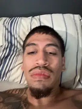 Snapshot of busnfatnutsLildee chatting on 30, 10, 2025 busnfatnutsLildee online show from 30, 10, 2025