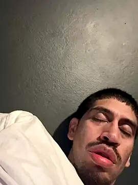 Snapshot of busnfatnutsLildee chatting on 2, 11, 2025 busnfatnutsLildee online show from 2, 11, 2025