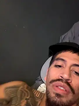 Snapshot of busnfatnutsLildee chatting on 14, 11, 2025 busnfatnutsLildee online show from 14, 11, 2025