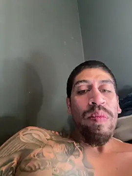 Snapshot of busnfatnutsLildee chatting on 17, 11, 2025 busnfatnutsLildee online show from 17, 11, 2025