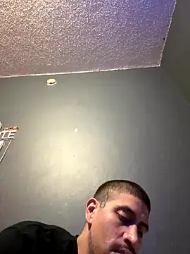 Snapshot of busnfatnutsLildee chatting on 3, 12, 2025 busnfatnutsLildee online show from 3, 12, 2025