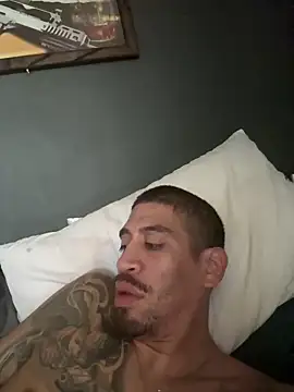 Snapshot of busnfatnutsLildee chatting on 17, 12, 2025 busnfatnutsLildee online show from 17, 12, 2025