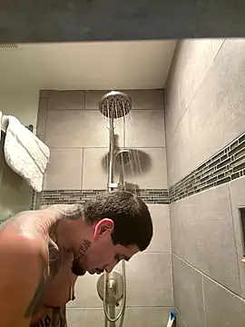 Snapshot of busnfatnutsLildee chatting on 13, 1, 2026 busnfatnutsLildee online show from 13, 1, 2026