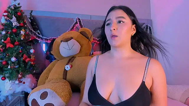 Snapshot of MariaFlowers chatting on 14, 12, 2025 MariaFlowers online show from 14, 12, 2025