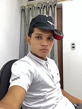 Snapshot of EL_VENEZOLANO_22CM chatting on 13, 2, 2026 EL VENEZOLANO 22CM online show from 13, 2, 2026