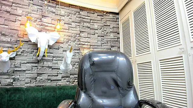 Snapshot of Nick_Wolff chatting on 3, 10, 2025 Nick Wolff online show from 3, 10, 2025