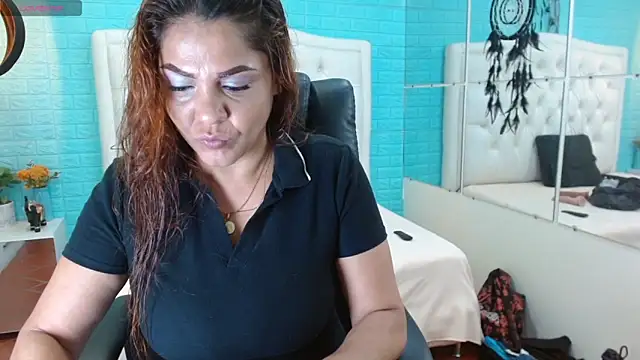 Snapshot of eva_sk chatting on 25, 11, 2025 eva sk online show from 25, 11, 2025