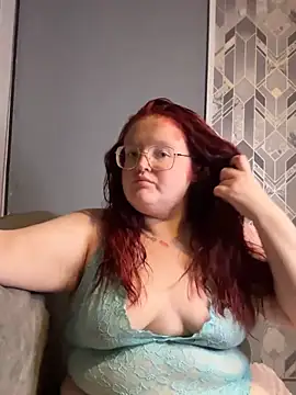 Snapshot of AmberBliss-X chatting on 28, 10, 2025 AmberBliss-X online show from 28, 10, 2025