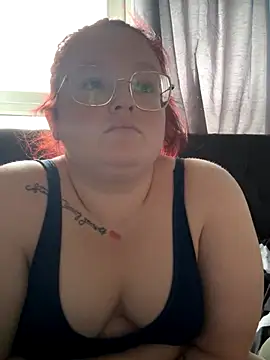 Snapshot of AmberBliss-X chatting on 4, 11, 2025 AmberBliss-X online show from 4, 11, 2025