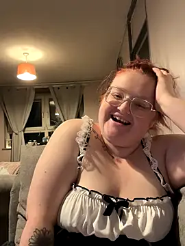 Snapshot of AmberBliss-X chatting on 17, 11, 2025 AmberBliss-X online show from 17, 11, 2025