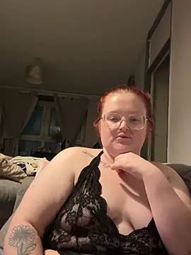 Snapshot of AmberBliss-X chatting on 23, 11, 2025 AmberBliss-X online show from 23, 11, 2025