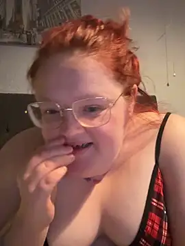 Snapshot of AmberBliss-X chatting on 8, 5, 2026 AmberBliss-X online show from 8, 5, 2026