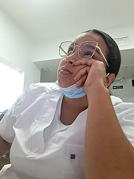 Aliciabloom online show from 16, 1, 2026