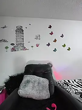 Gabilicious25 online show from 20, 11, 2025