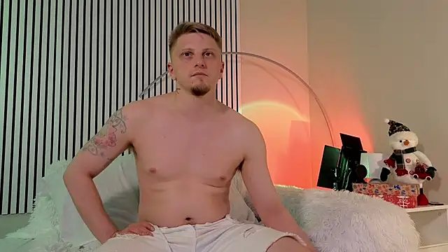 Snapshot of Vincent_Hardman chatting on 22, 11, 2025 Vincent Hardman online show from 22, 11, 2025