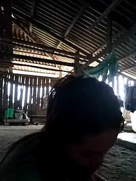 bonnie-00 online show from 15, 4, 2026