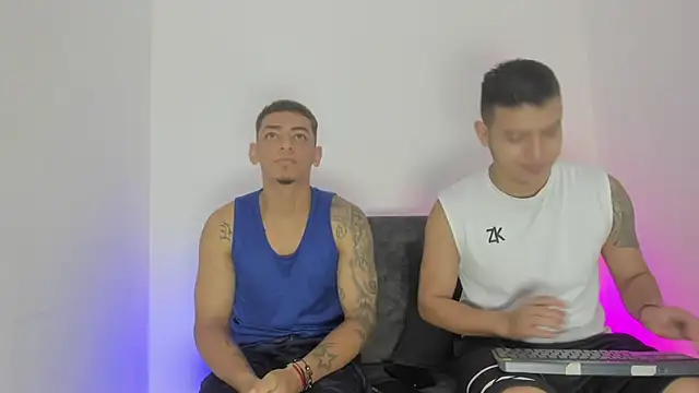 maykel and mike online show from 2, 10, 2025