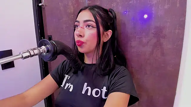 cherry skinny  online show from 4, 4, 2026