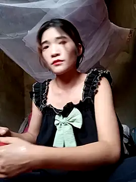 Snapshot of Mina-pusy chatting on 15, 12, 2025 Mina-pusy online show from 15, 12, 2025