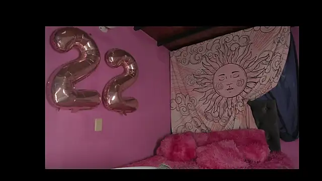 Missmoonstar online show from 15, 9, 2025