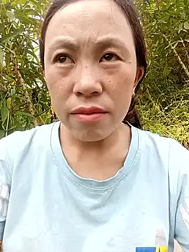 lyuyenkk online show from 2, 10, 2025