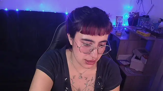 Miacatsito3 online show from 27, 3, 2026