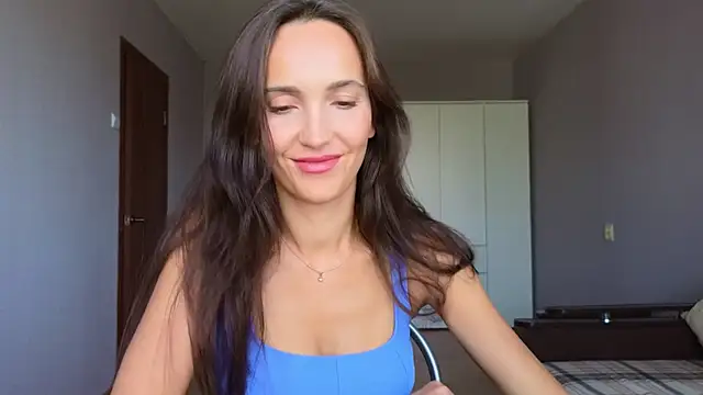 Snapshot of Lillian-Clark chatting on 18, 4, 2026 Lillian-Clark online show from 18, 4, 2026