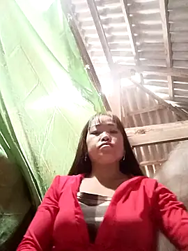 Snapshot of Vuong_x chatting on 1, 10, 2025 Vuong x online show from 1, 10, 2025