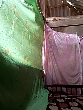 Snapshot of Vuong_x chatting on 22, 10, 2025 Vuong x online show from 22, 10, 2025