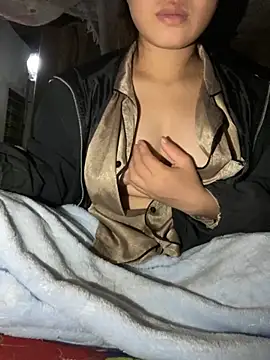 Snapshot of Van_xx chatting on 18, 11, 2025 Van xx online show from 18, 11, 2025