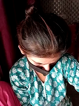 Snapshot of Arti_ chatting on 25, 9, 2025 Arti online show from 25, 9, 2025