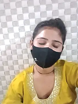 Snapshot of Arti_ chatting on 3, 10, 2025 Arti online show from 3, 10, 2025