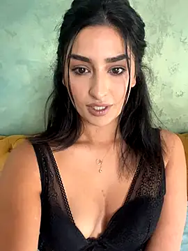 Mia spicyy online show from 26, 10, 2025