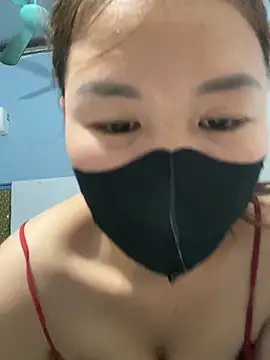 Snapshot of AmyChan086 chatting on 28, 9, 2025 AmyChan086 online show from 28, 9, 2025