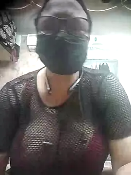 Snapshot of thehotlady chatting on 4, 11, 2025 thehotlady online show from 4, 11, 2025