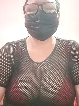 Snapshot of thehotlady chatting on 16, 12, 2025 thehotlady online show from 16, 12, 2025