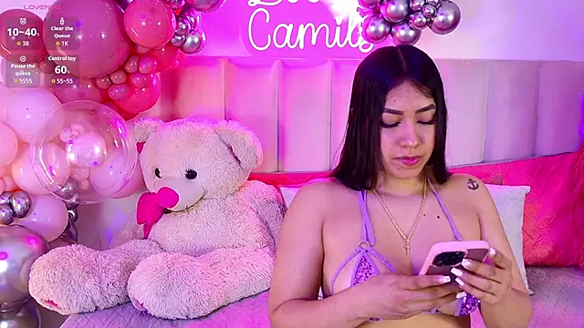 Snapshot of sofiawalker chatting on 17, 10, 2025 sofiawalker online show from 17, 10, 2025