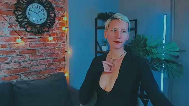 Kim Waite online show from 2, 10, 2025
