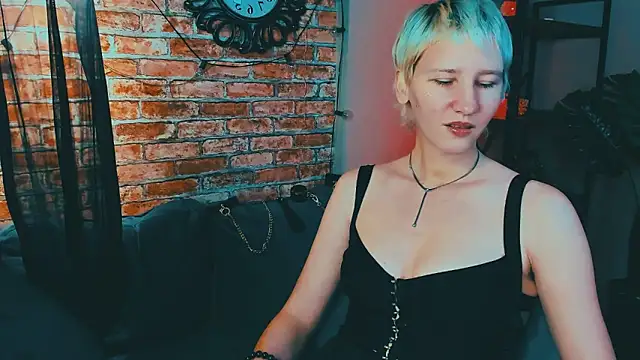 Kim Waite online show from 19, 10, 2025