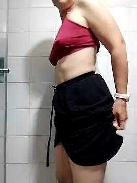 LaraCaliente online show from 29, 9, 2025