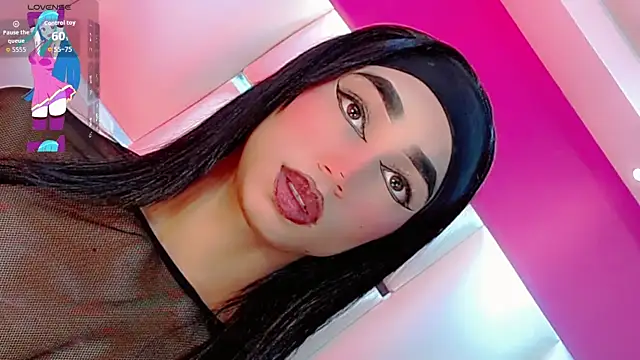 Snapshot of JessiscaWalker chatting on 5, 11, 2025 JessiscaWalker online show from 5, 11, 2025